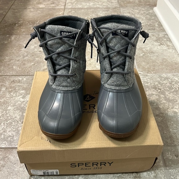 Sperry Duck Boots - Picture 1 of 6